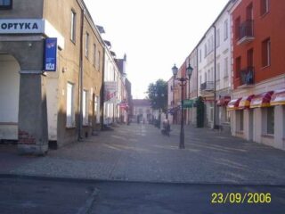 Łomża. Ulica Farna od-starego-rynku1