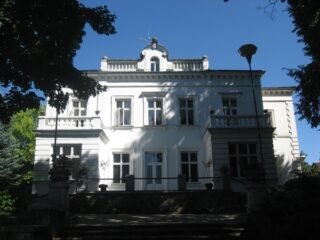 Muzeum przyrody w Drozdowie - Park 107 043