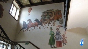 Fresk na ścianie zachodniej klatki schodowej poczty