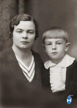 Smużyńska Antonina z synem 1937 r