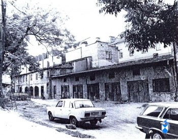 Oficyna mieszkalno- gospodarcza garaże