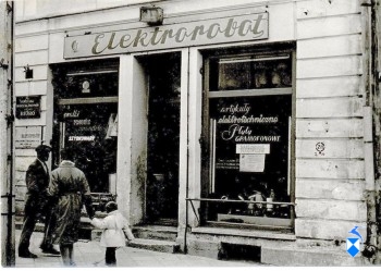 Dawny sklep Smużyńskiego - w latach 50-tych elektrotechniczny