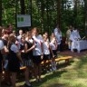Uroczystości na leśnej polanie