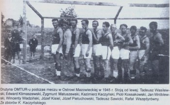 Drużyna OMTUR-u 1945