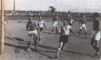 Fragment spotkania 33 pp - ŁKS na stadionie wojskowym