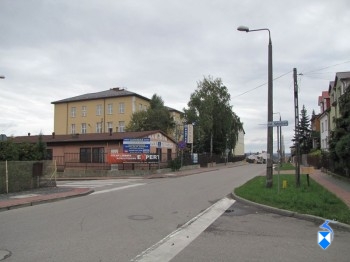 Teren byłego Dworu Królewskiego. Obecnie LO III. Lewa strona Senatorskiej Teren byłego Dworu Królewskiego. Obecnie LO III. Lewa strona Senatorskiej