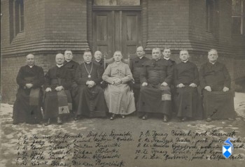 Zjazd ksiezy wyswieconych w Gnieznie w 1898 r. Poznan 1923 r