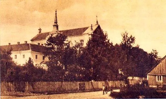Widok ogólny klasztoru i kościoła w Szczuczynie