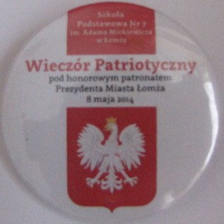 III Wieczór Patriotyczny w Szkole Podstawowej Nr 7 w Łomży Znaczek wydany z okazji III Wieczoru Patrotycznego