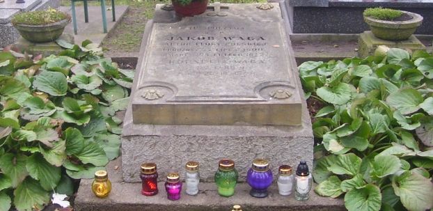 Jakub Waga grobowiec na cmentarzu parafialnym w Łomzy