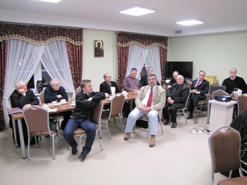 Biskup człowiek Spotkanie historyczne z udziałem biskupa Tadeusza seniora