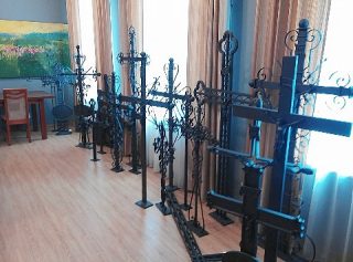 Krzyże pamięci – cenna inicjatywa TPZŁ Odnowione przez TPZŁ krzyże nagrobne