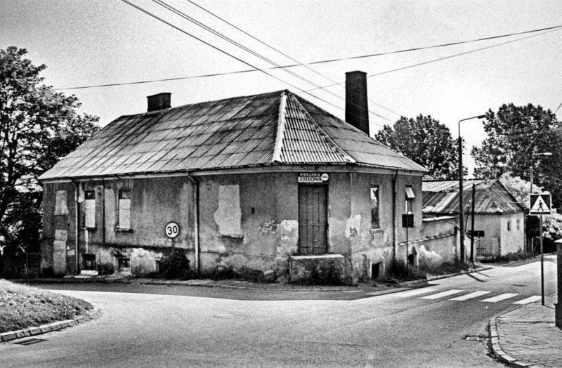 Szkoła Powszechna nr 4 w Łomży (1916 - 1954) Zielona 10 Piekarnia